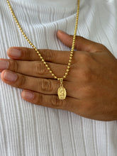Cargar imagen en el visor de la galería, Cadena Militar 2.5mm y 65cm + Dije Virgen Tallada